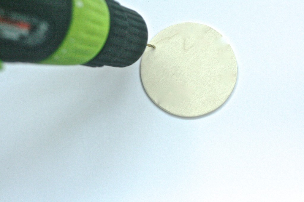 2-how-to-make-painted-wood-necklace-dear-handmade-life