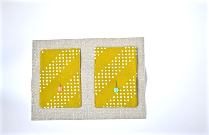 Simple DIY fabric wallet from Dear Handmade Life