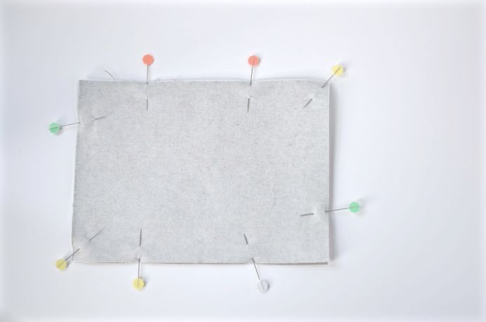 Simple DIY fabric wallet from Dear Handmade Life