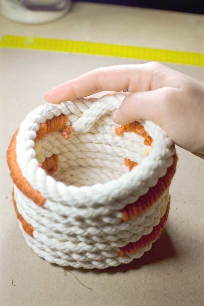 DIY No-Sew Mini Rope Basket from Dear Handmade Life