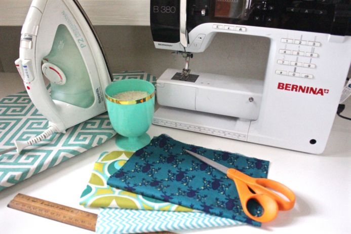 DIY rice hand warmers from Dear Handmade Life