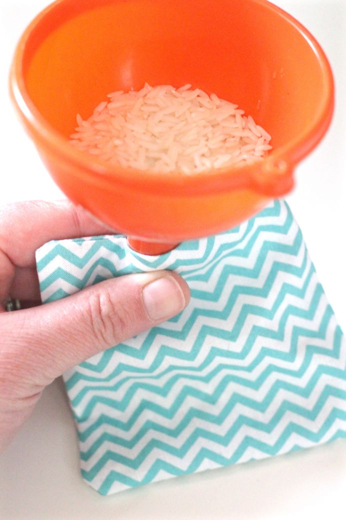 DIY rice hand warmers from Dear Handmade Life