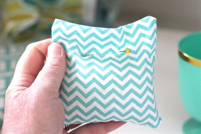 DIY rice hand warmers from Dear Handmade Life