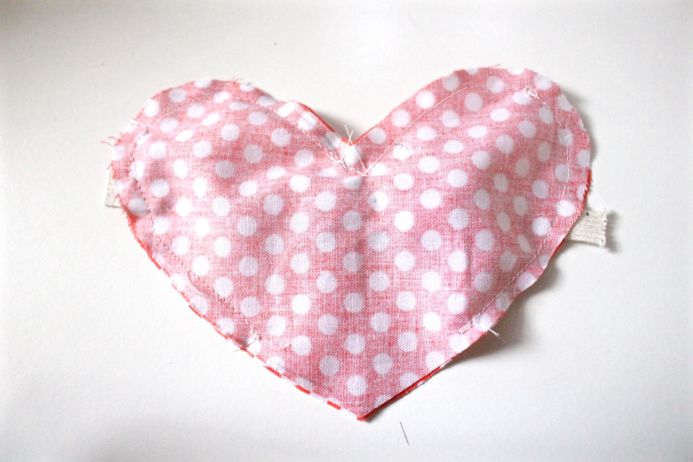 DIY Sewing Machine Pin Cushion from Dear Handmade Life