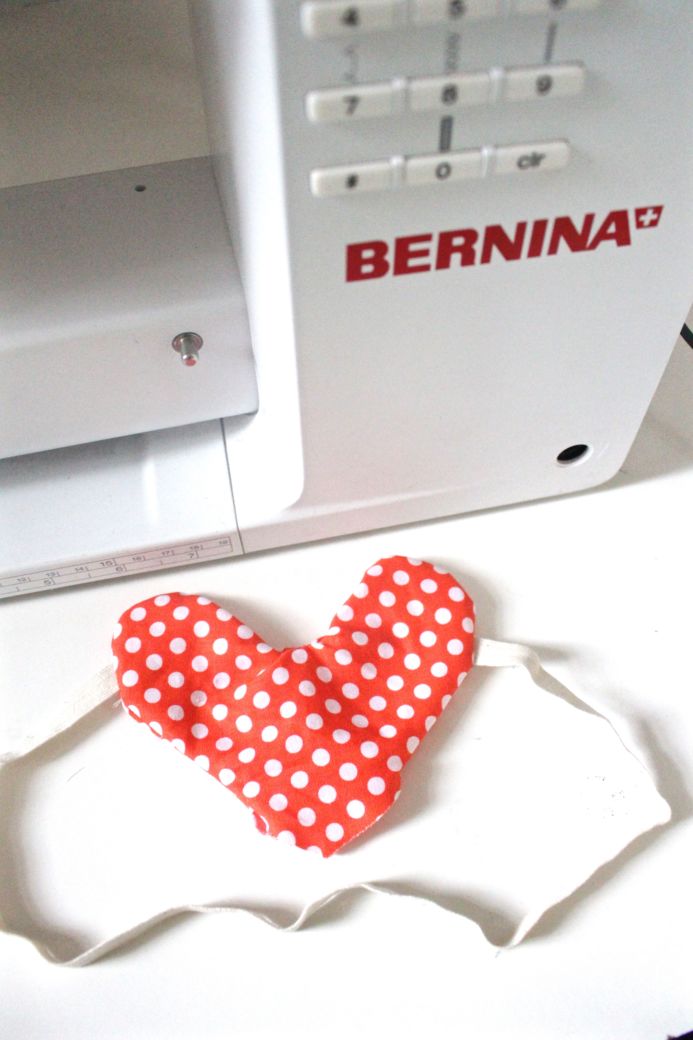 DIY Sewing Machine Pin Cushion from Dear Handmade Life