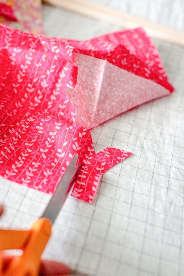 Dear Handmade Life DIY Mini Fabric Banner