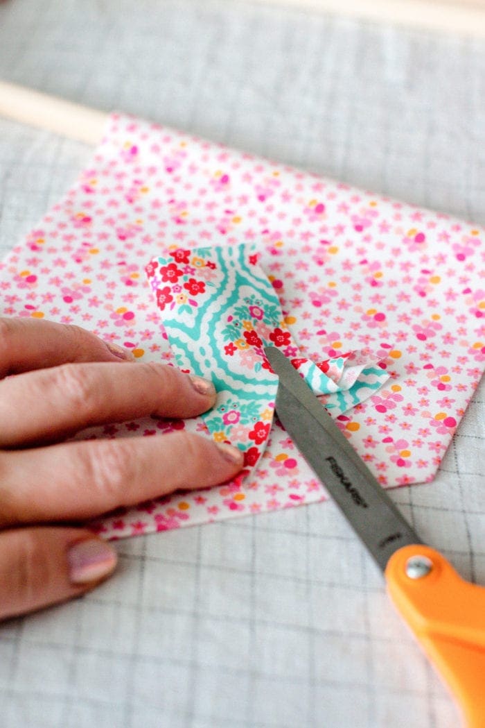 Dear Handmade Life DIY Mini Fabric Banner