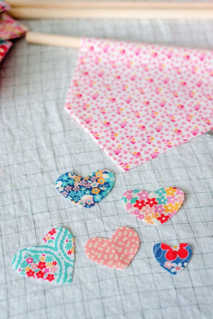 Dear Handmade Life DIY Mini Fabric Banner