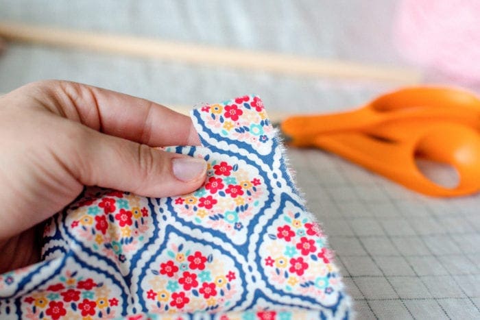 Dear Handmade Life DIY Mini Fabric Banner