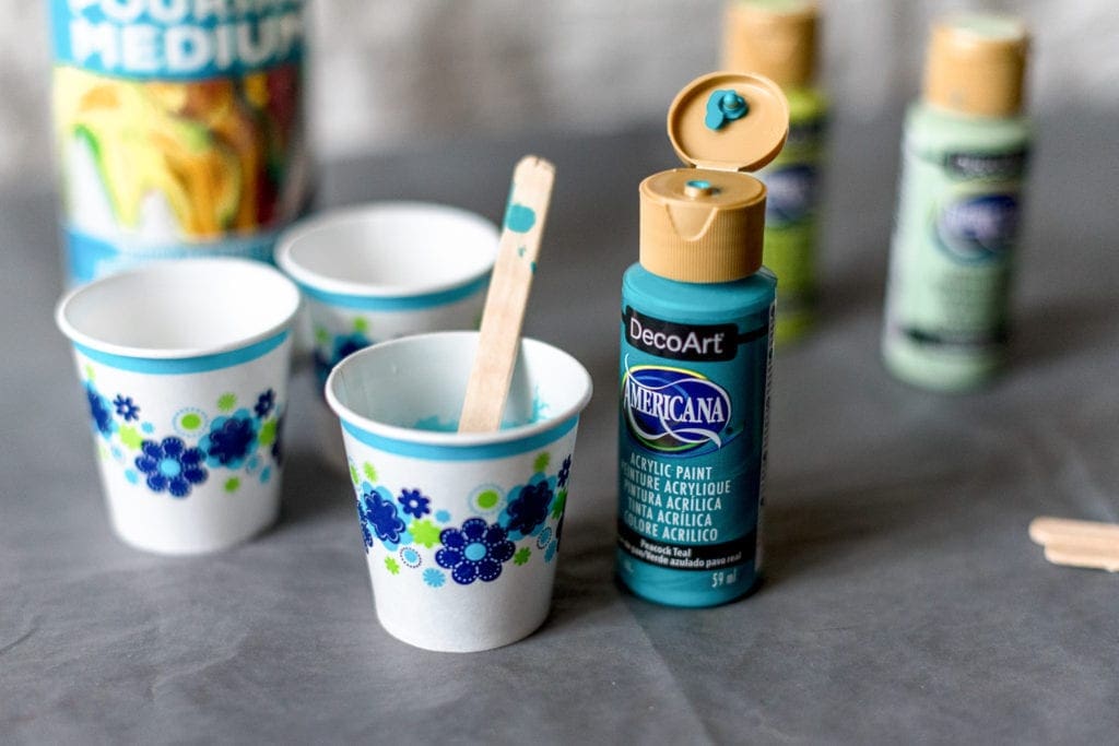 DIY paint pouring on wood shapes from Dear handmade Life