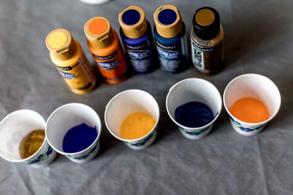 DIY paint pouring on wood shapes from Dear handmade Life