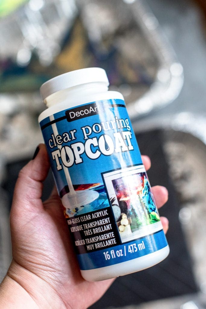 DIY paint pouring on wood shapes from Dear handmade Life