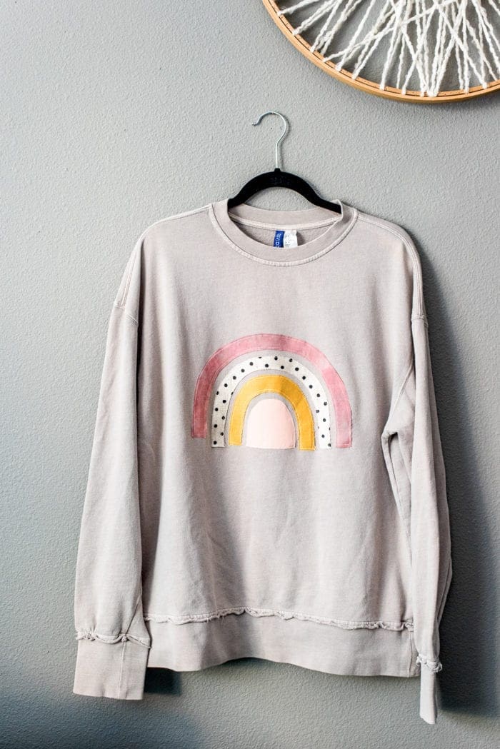 How to make an upcycled applique rainbow sweatshirt from Dear Handmade Life
